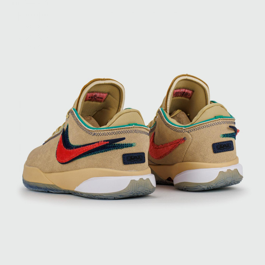 кроссовки Nike LeBron 20 Four Horsemen