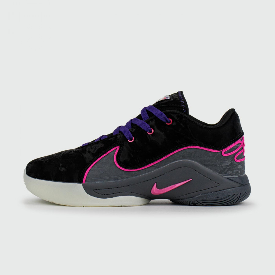 кроссовки Nike Lebron 22 Blacklight