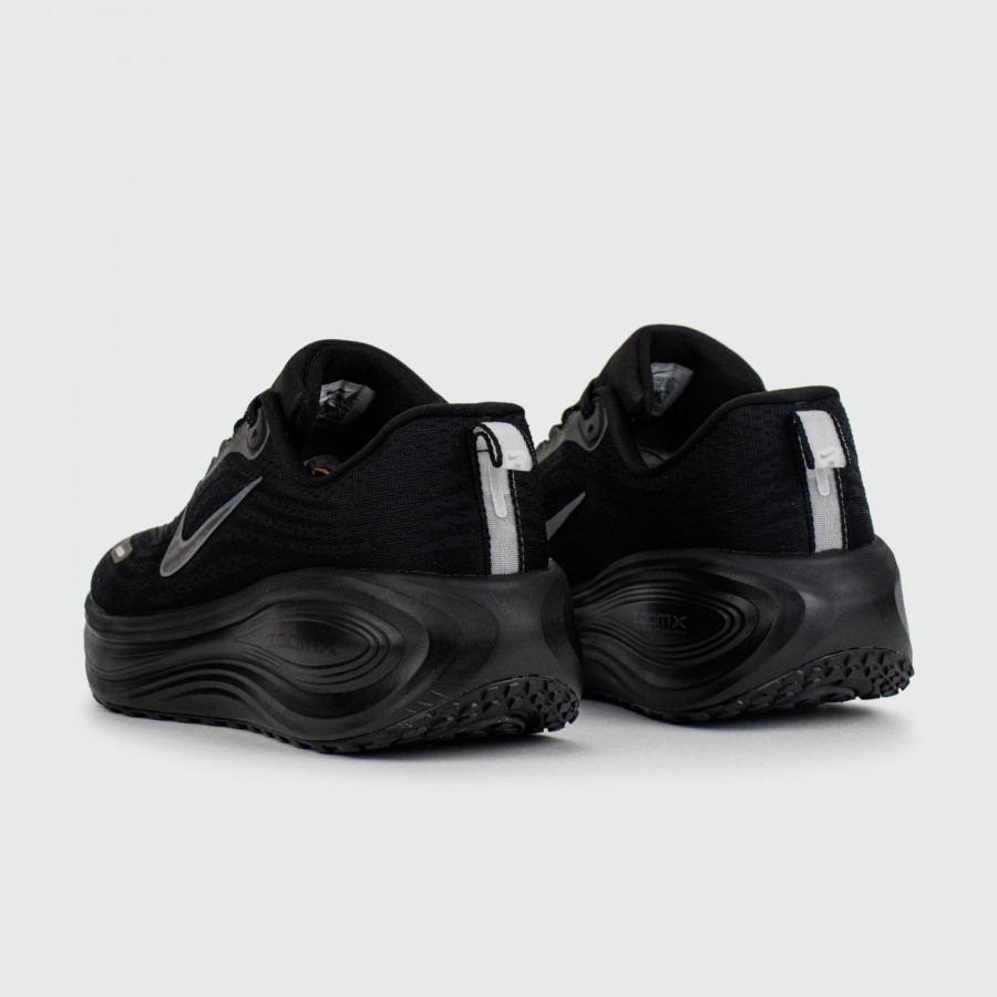 кроссовки Nike Vomero 18 Black