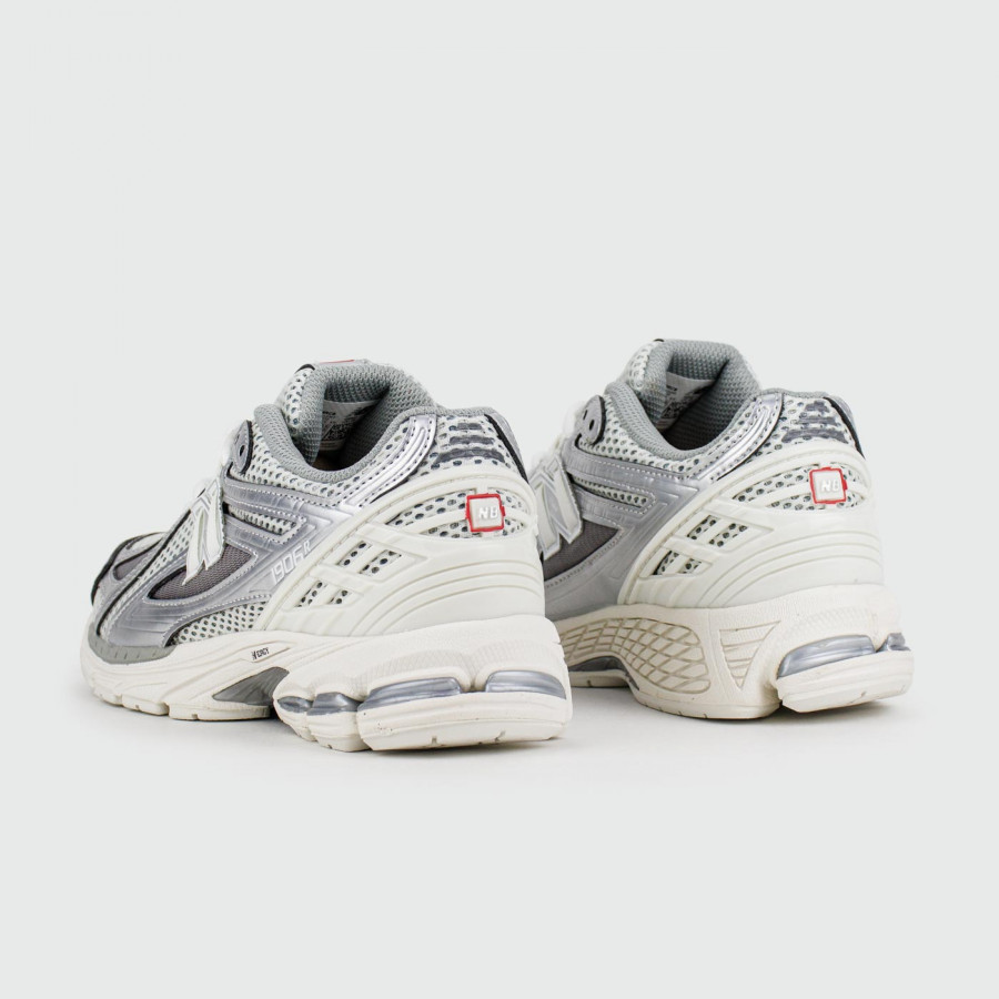 кроссовки New Balance 1906R Silver Wmns