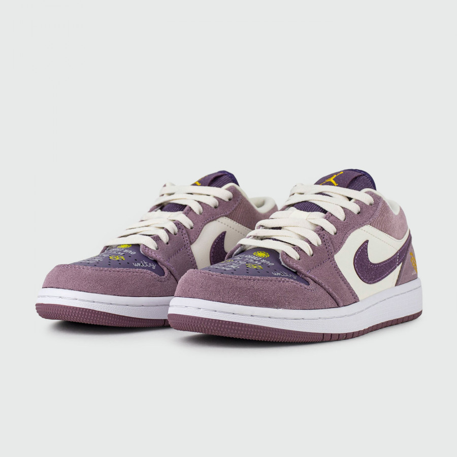 Кроссовки Air Jordan 1 Low International Women's Day
